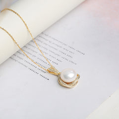 Natural Freshwater Pearl Pendant Necklace for Women