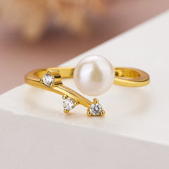 Natural Freshwater Pearl Ring with Zircon Inlay