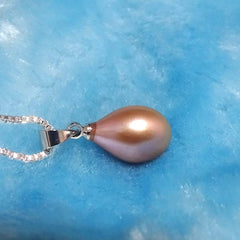 8-9mm Natural Freshwater Pearl Pendant Necklace