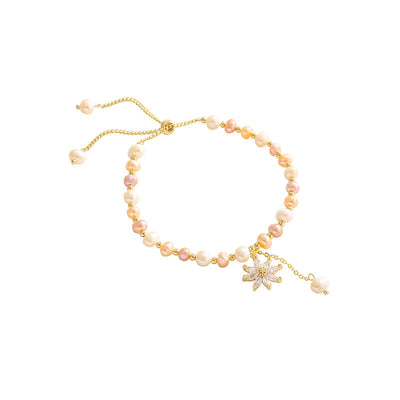Freshwater Pearl Bracelet with Trendy Fashion Design