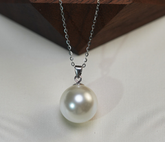 8-9mm Natural Freshwater Pearl Pendant Necklace