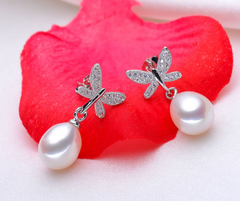 Flawless Natural Freshwater Pearl Stud Earrings
