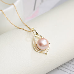 Natural Freshwater Pearl Pendant Necklace for Women